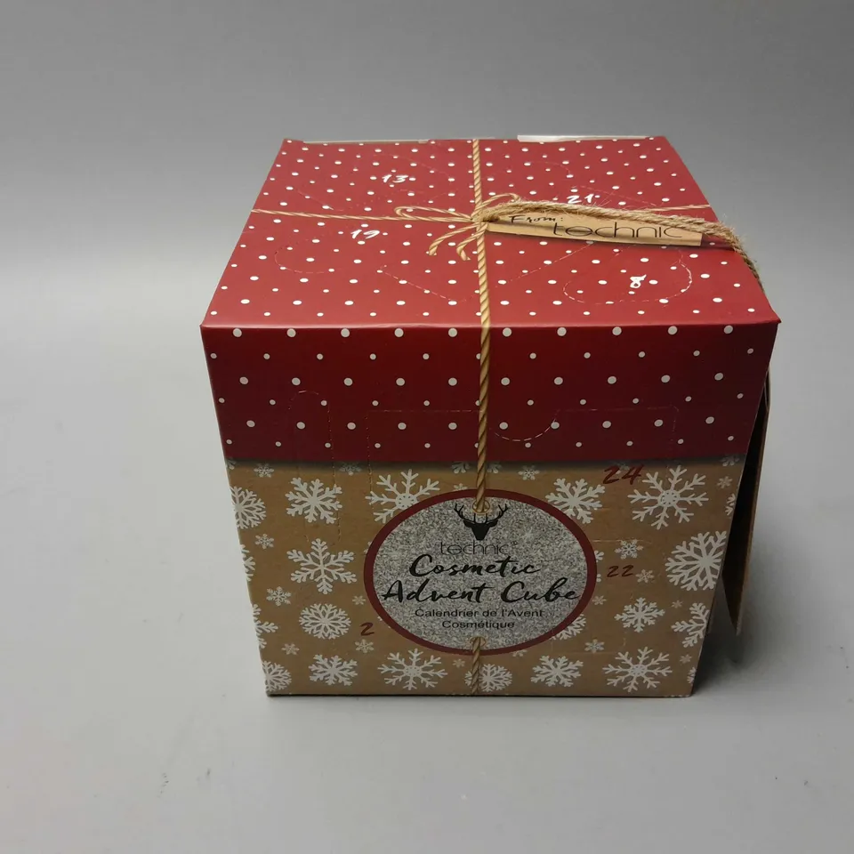 8 BOXED AND SEALED TECNIC COSMETIC ADVENT CUBES