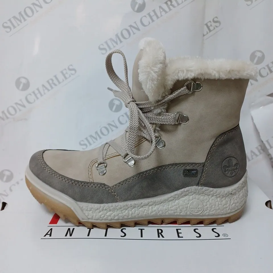 BOXED RIEKER ANTISTRESS WARM HIKING BOOTS, CREAM - SIZE 5