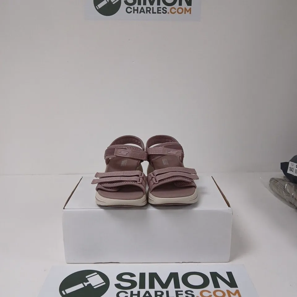 SKECHERS MAX CUSHIONING ELITE 2.0 SANDAL MAUVE – UK 5 – BOXED