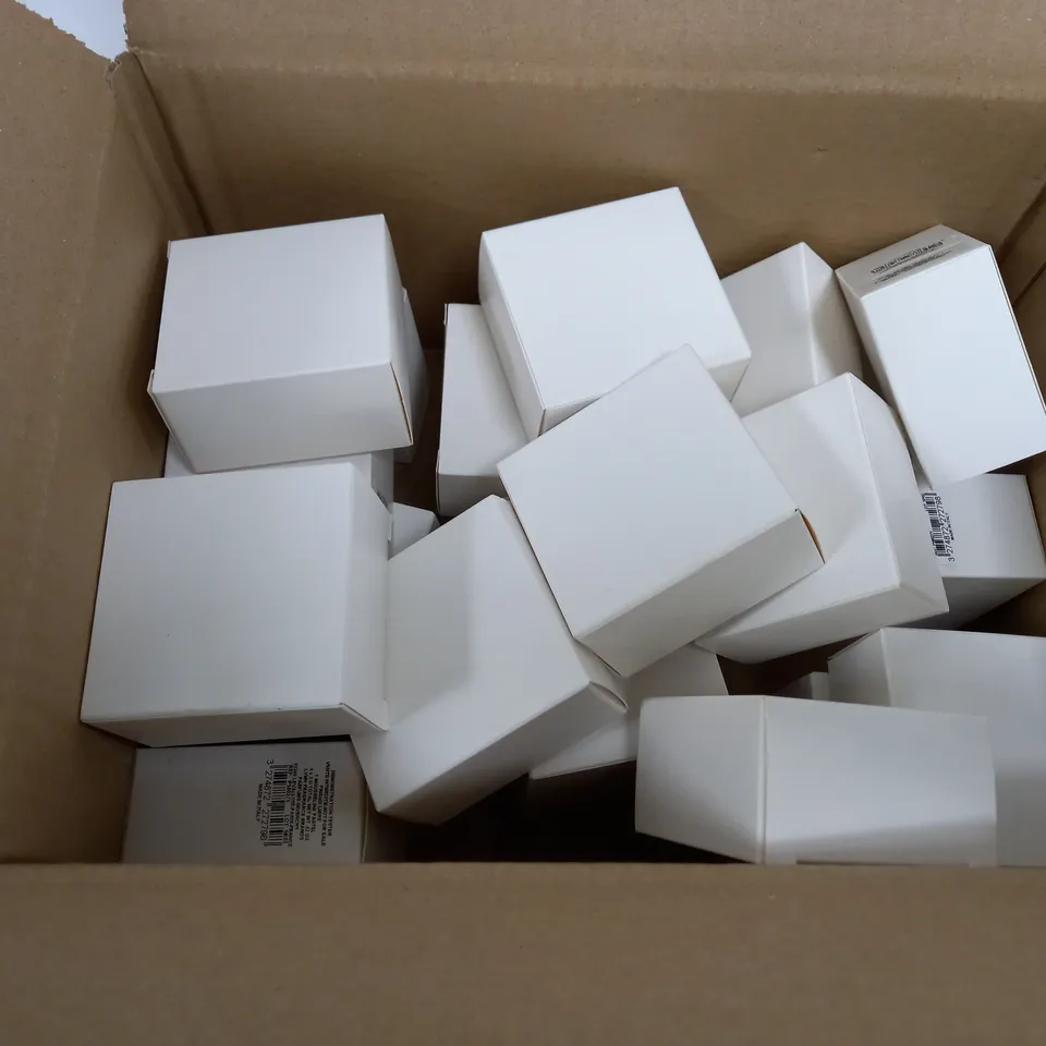 BOX OF APPROXIMATELY 20 JARS OF GIVENCHY PRISME LIBRE MATT FINISH AND ENHANCED RADIANCE LOOSE POWDER - VARIOUS COLOURS