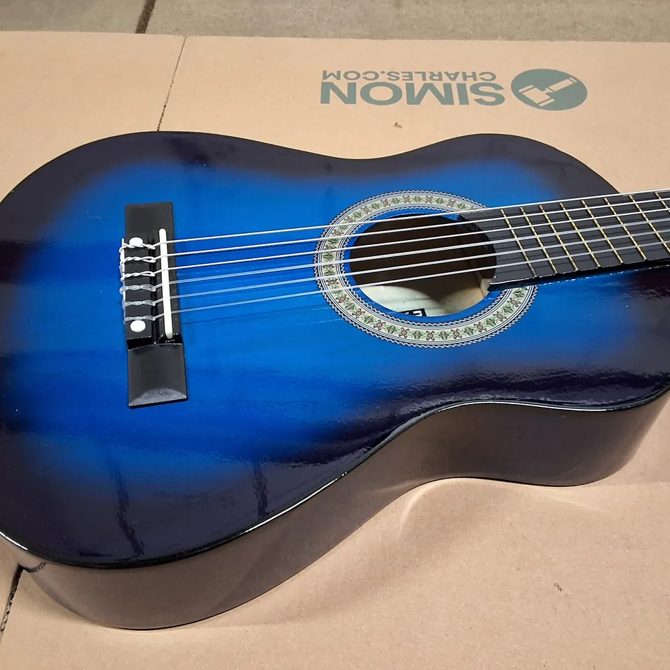 MAX MUSIC SOLO ART JUNIOR 1/4 CLASSICAL GUITAR – BLUE