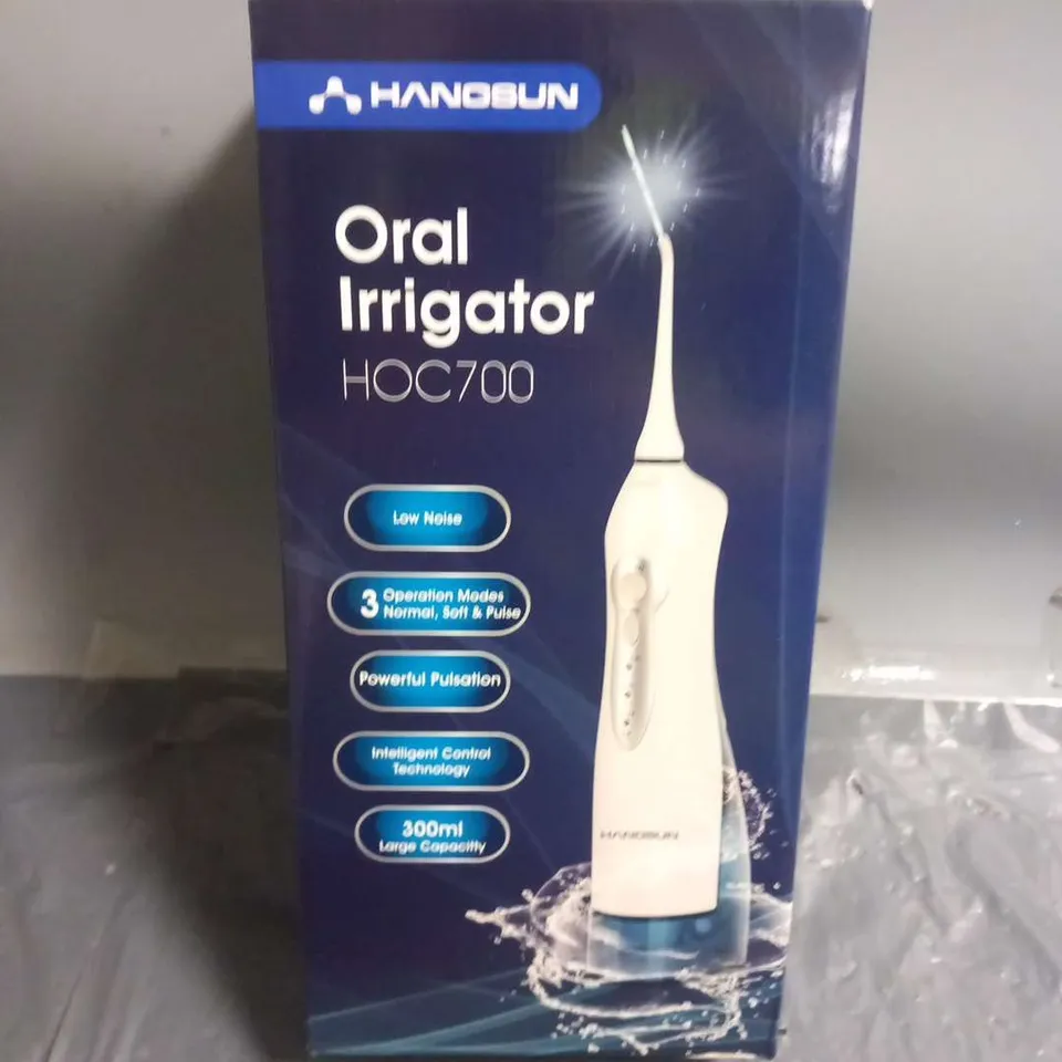 BOXED HANGSUN ORAL IRRIGATOR HOC700