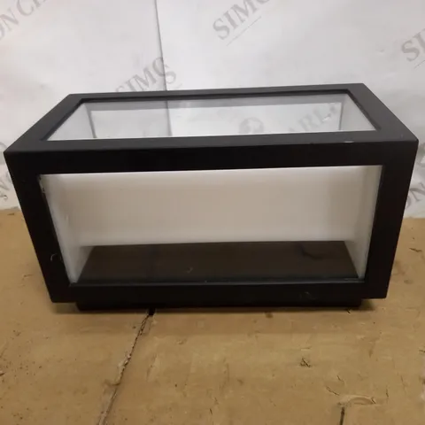 OUTDOOR GLASS WALL LIGHT