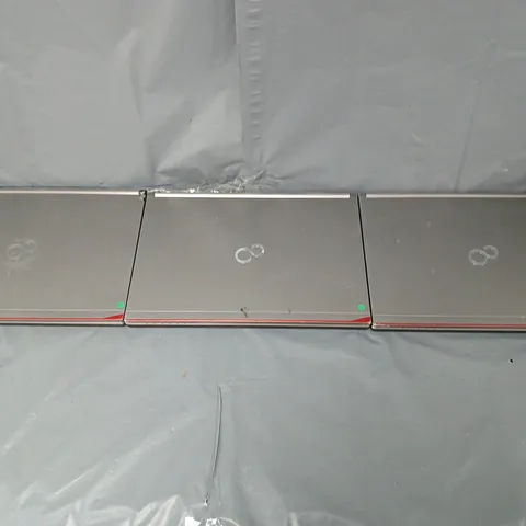 3 FUJITSU LIFEBOOK E734