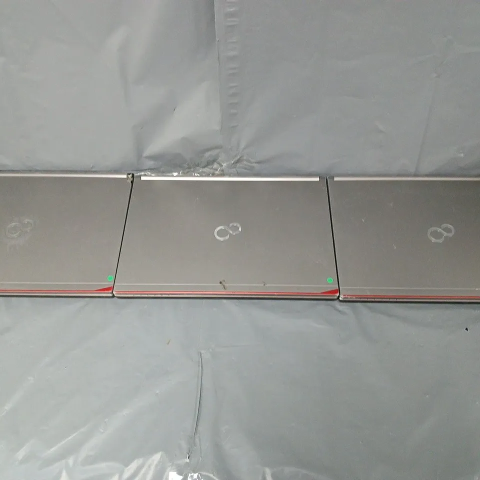 3 FUJITSU LIFEBOOK E734