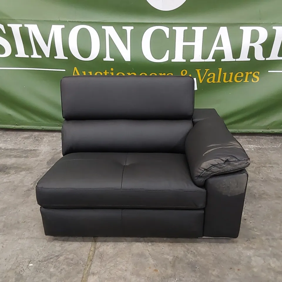 QUALITY DESIGNER BRADY BLACK LEATHER 4 SEATER SOFA PIECE (1 PIECE ONLY, INCOMPLETE)