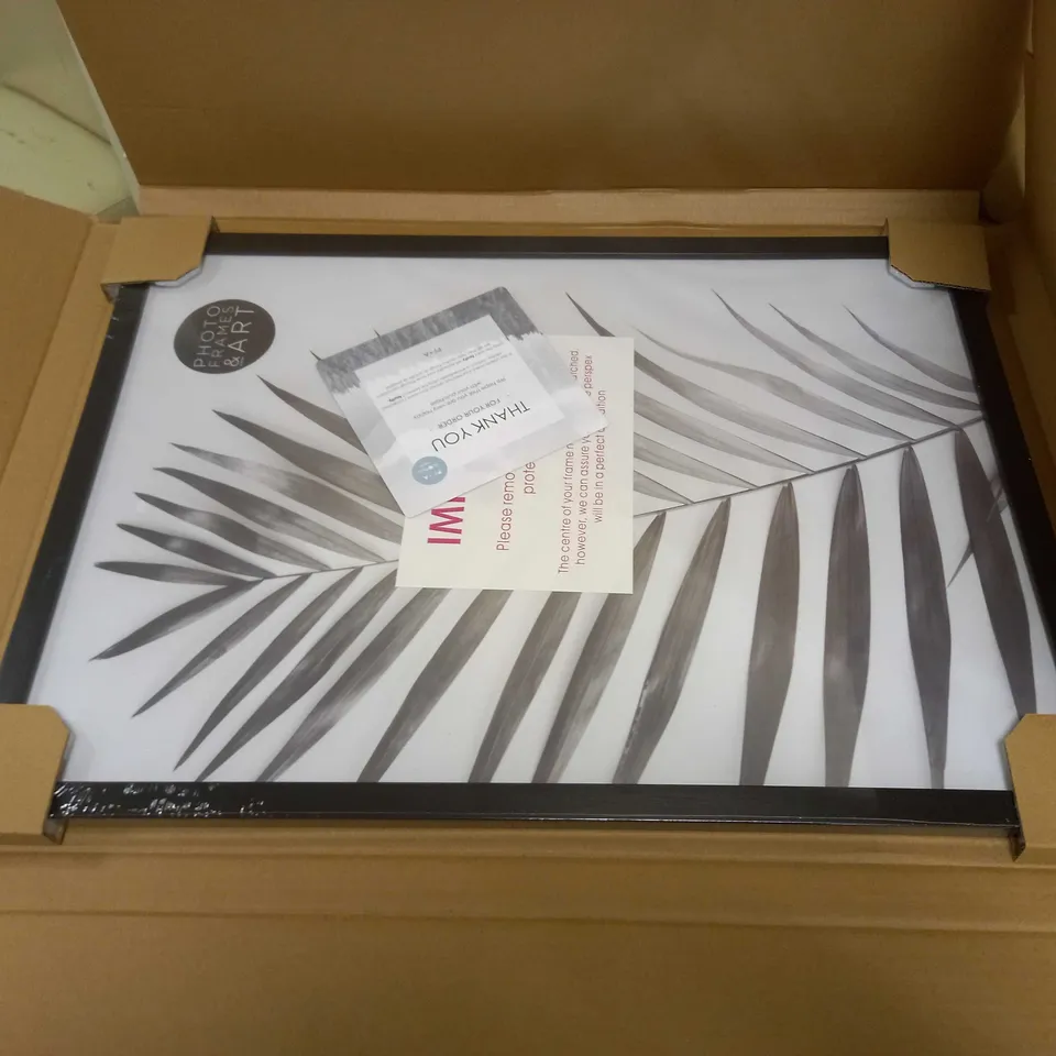 A2 / 59.4 * 42CM FRAME AND ART2 U NEW