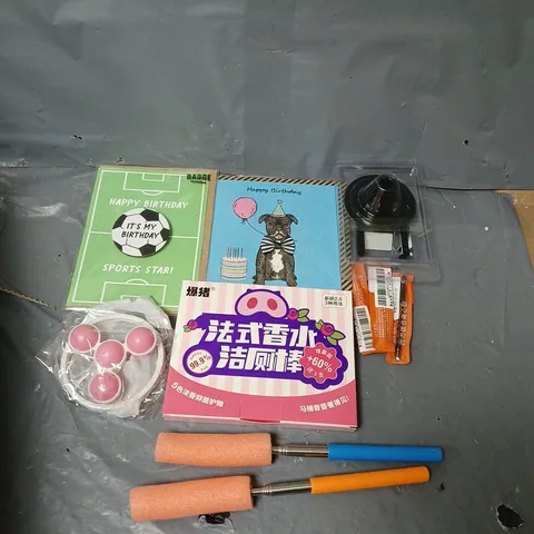 BOX OF ASSORTED HOUSEHOLD ITEMS TO INCLUDE BIRTHDAY CARDS AND ASSORTED SCREWS