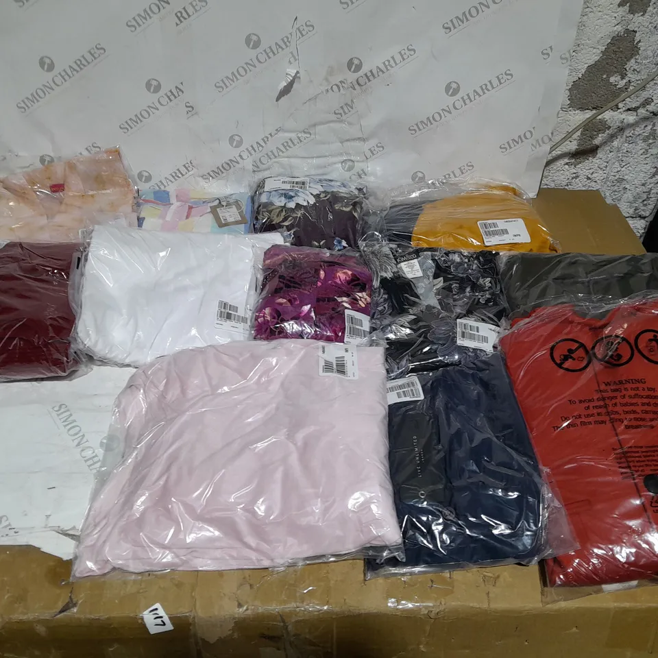 BOX OF ASSORTED WOMENS CLOTHING TO INCLUDE SKIRTS, BLAZERS, TOPS ETC - COLLECTION ONLY