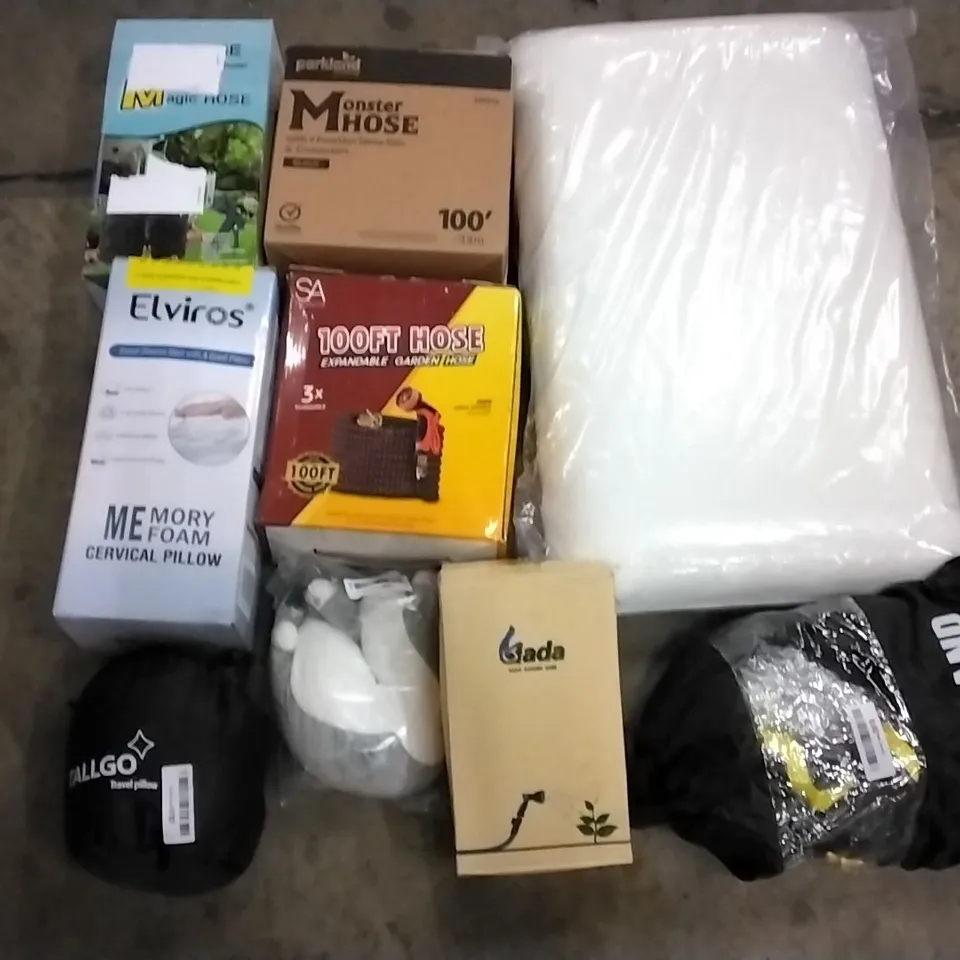 PALLET OF ASSORTED ITEMS INCLUDING ELVIROS MEMORY FOAM CERVICAL PILLOW, 100FT HOSE, PARKLAND MONSTER HOSE, MAGIC HOSE, GADA GARDEN HOSE, ONE BRAND HOSE