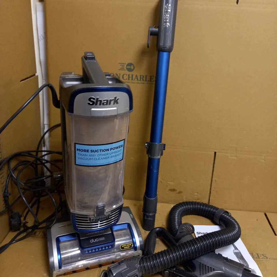 SHARK UPRIGHT VACUUM CLEANER NZ850UKT 