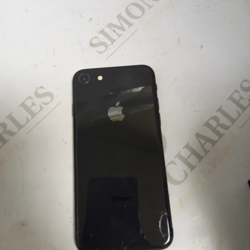 APPLE IPHONE 8 64GB