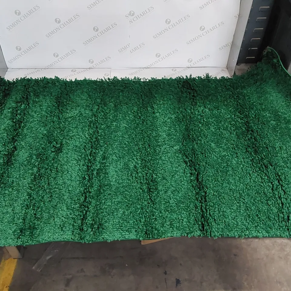 GREARSON HUW SHAGGY EMERALD RUG // 80 X 150CM