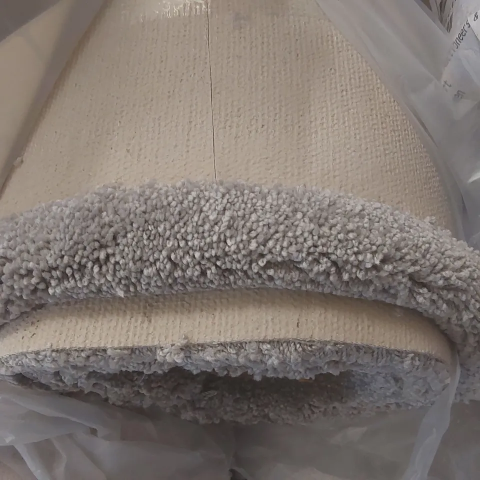 ROLL OF QUALITY FIRST IMPRESSIONS VISION CARPET - APPROXIMATELY 2 x 4m