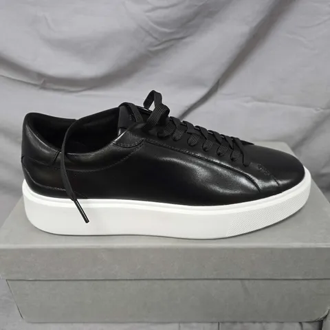 BOXED PAIR OF ICON. THE CLASSIC LEATHER TRAINERS IN BLACK - SIZE 43