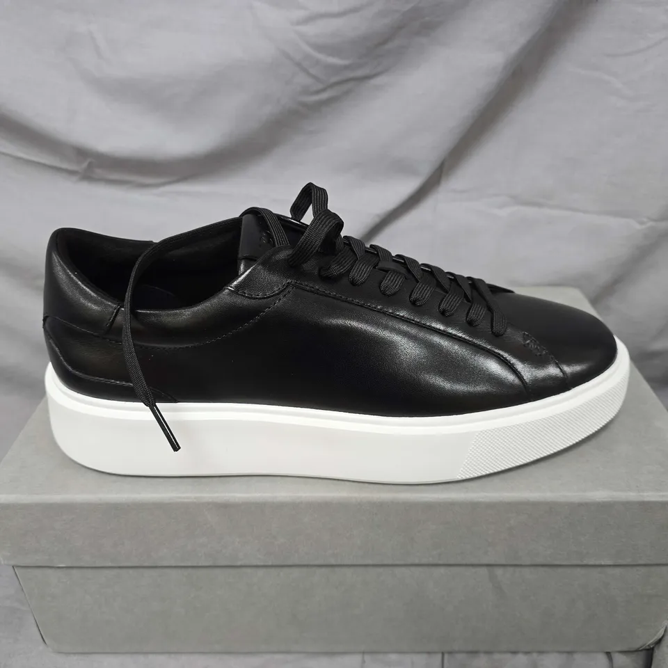 BOXED PAIR OF ICON. THE CLASSIC LEATHER TRAINERS IN BLACK - SIZE 43
