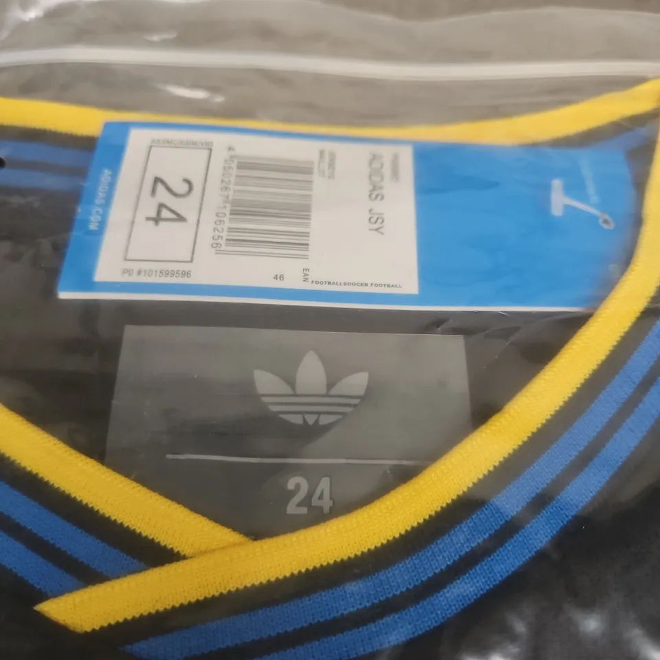 MANCHESTER UNITED ADIDAS FOOTBALL SHIRT – BLACK WITH YELLOW/BLUE TRIM, SIZE 24