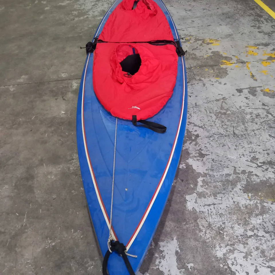 PERCEPTION KIWI 2 TWO PERSON KAYAK WITH TWO BROOKLINE PADDLES, TWO REPLACEMENT COLAPSIBLE PADDLES, PERCEPTION SPRAYDECK AND HANDIRACK INFLATABLE ROOF RACK AND HANDIPUMP PUMP