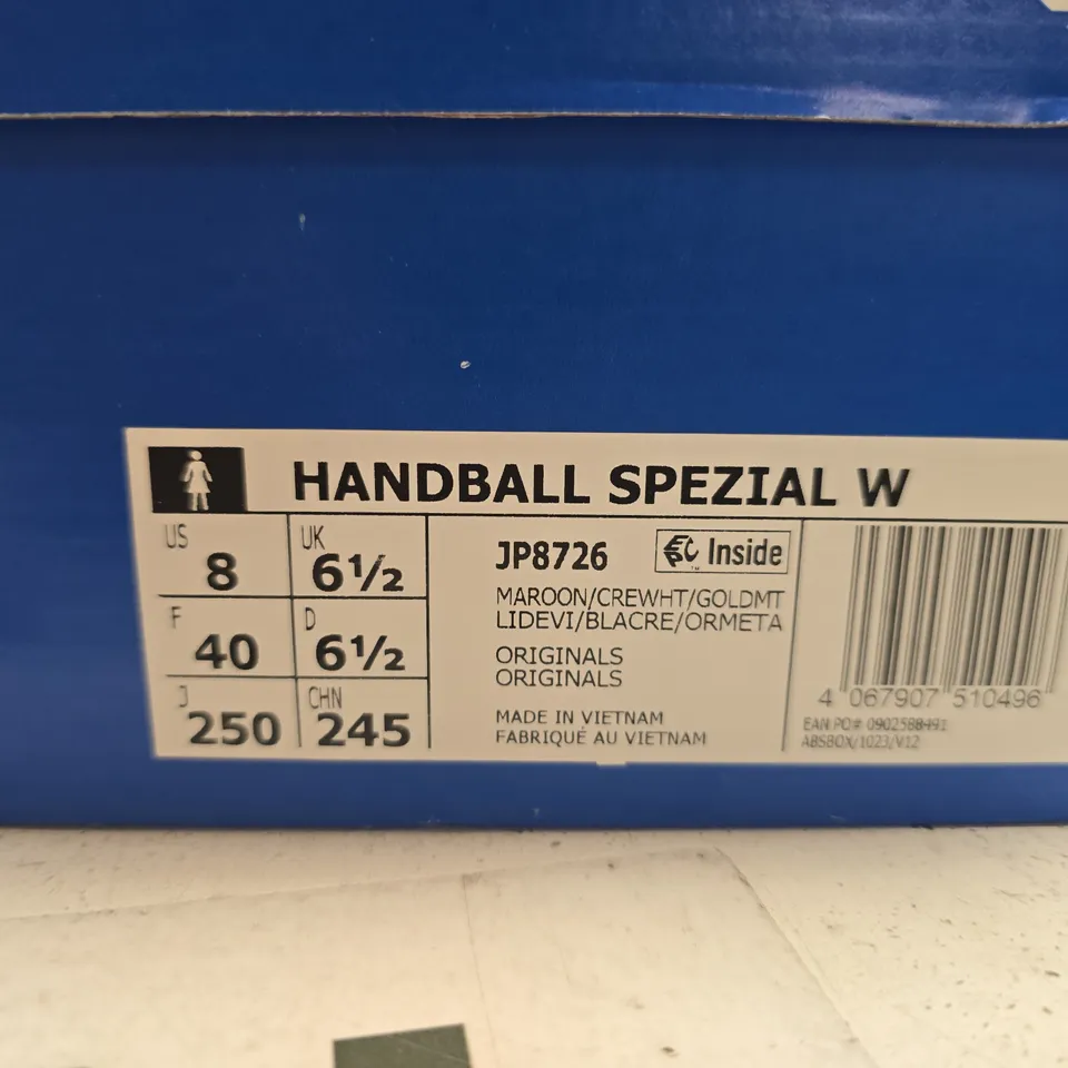 BOXED ADIDAS HANDBALL SPEZIAL W – UK SIZE 6.5