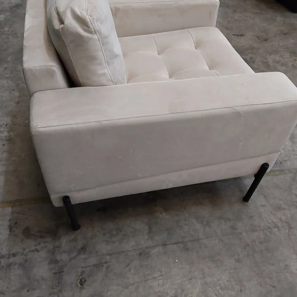 DESIGNER SNUGGLER CHAIR IN NATURAL FABRIC