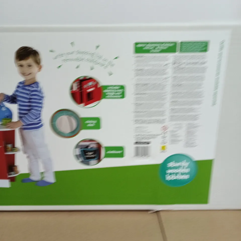 RETRO DINER KITCHEN WOODEN TOY PLAYSET – BOXED (3+ YEARS)