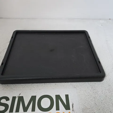 BLACK PLASTIC SQUARE TRAY – CATERING EQUIPMENT - LARGE QUANTITY