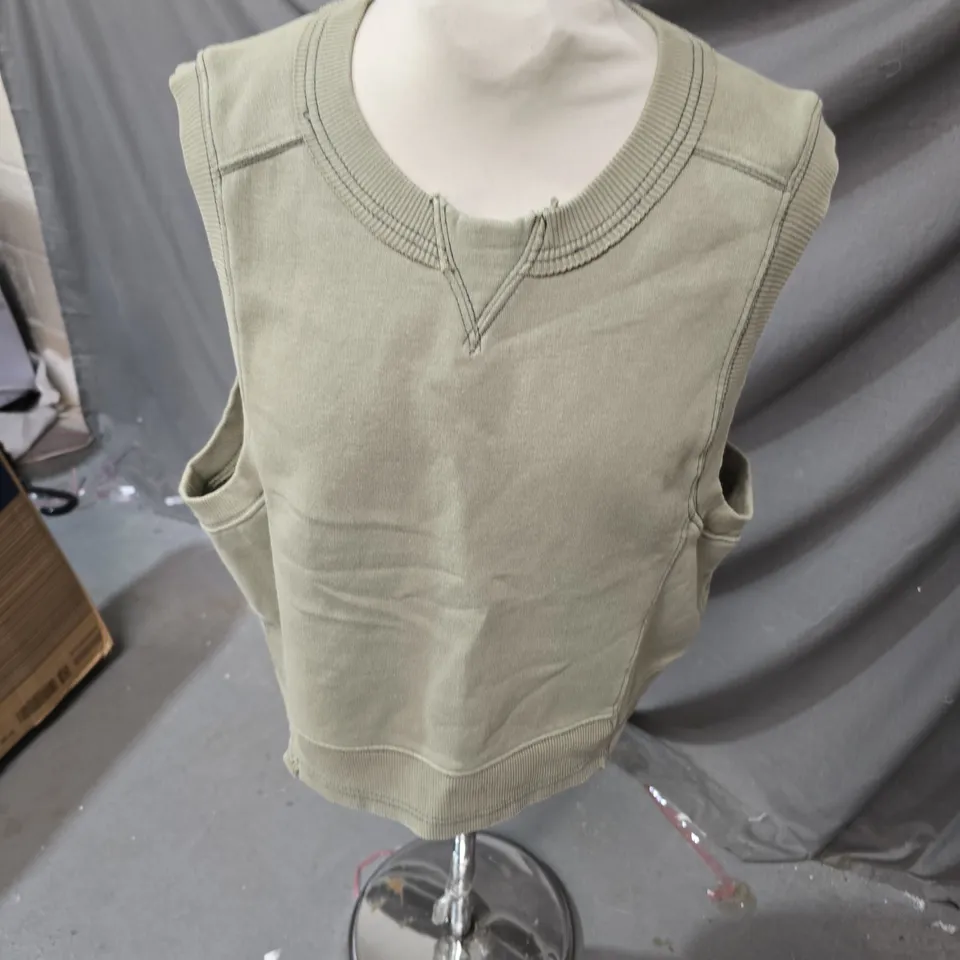 AF MOVEMENT OLIVE GREEN SLEEVELESS SWEATSHIRT VEST – MEN'S SIZE M