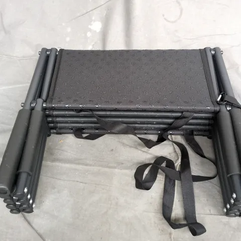 FOLDING DOG STAIR IN BLACK