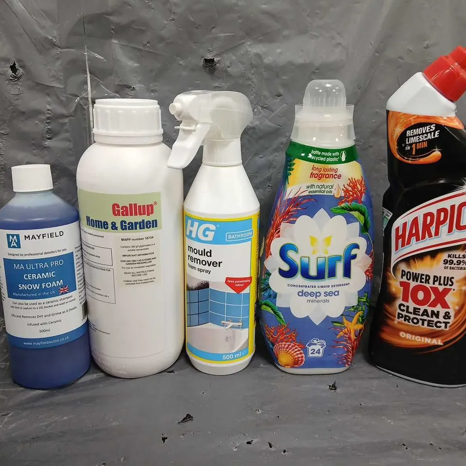 11 ASSORTED LIQUIDS TO INCLUDE SCOLA ARTMIX PAINT , SURF DEEP SEA , MAYFEILD SNOWFOAM , HARPIC POWER PLUS ETC