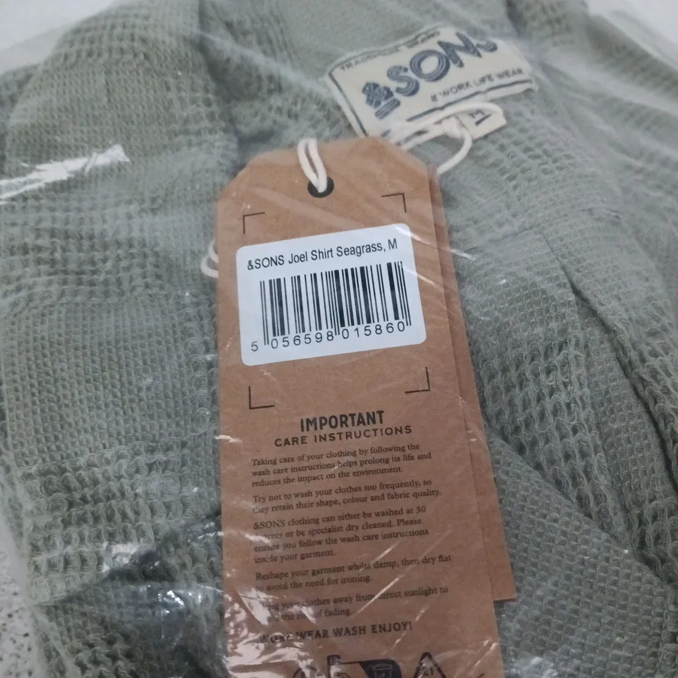 &SONS TRADING JOEL SHIRT SEAGRASS MEDIUM TAGGED
