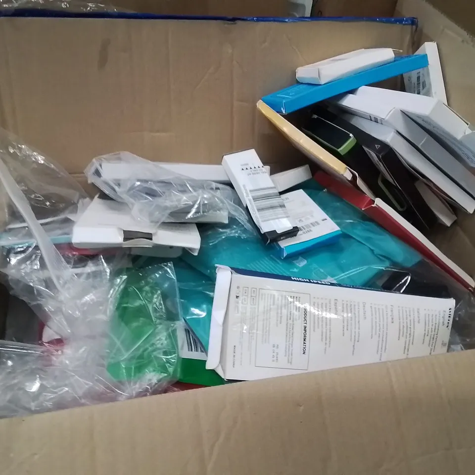 PALLET TO CONTAIN A LARGE QUANTITY OF PHARMACY PRODUCTS AND PHONE ACCESSORIES TO INCLUDE;CHARGERS,HDMI CABLES,GAVISCON,SMALL CALLUS PADS