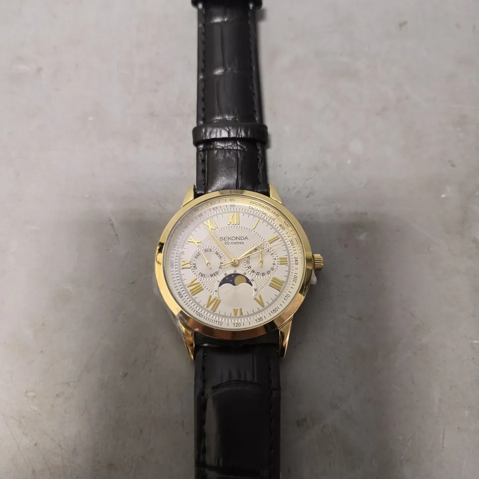 SEKONDA WHITE DIAL FAUX LEATHER STRAP WATCH 