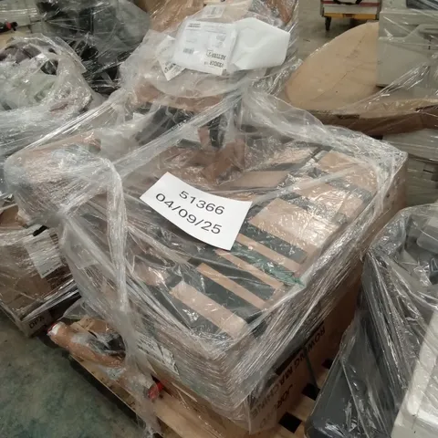 PALLET OF ASSORTED EXERCISE MACHINE PARTS AND PIECES; INCLUDING ROWING MACHINE, EXERCISE BIKE ETC