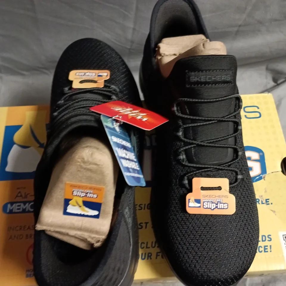 SKECHERS SLIP-INS HANDS FREE SLIP-ONS – BLACK, MEMORY FOAM INSOLE - UK 4
