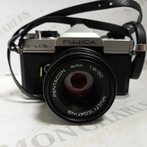 FUJICA ST605N CAMERA