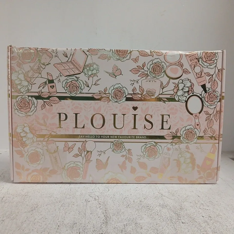 P.LOUISE MYSTERY COSMETIC BOX SET