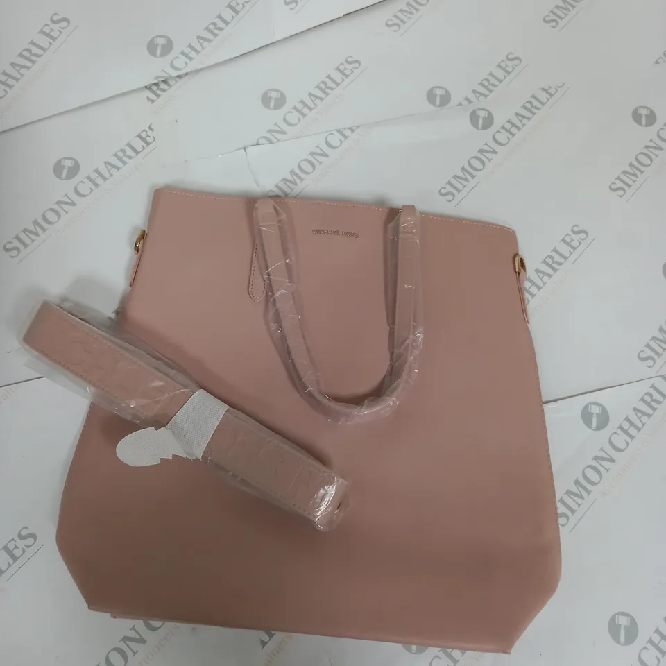 MICHAEL KORS TRAVEL TOTE BAG WITH STRAP - NUDE/PINK 