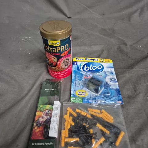 APPROXIMATELY 15 ASSORTED HOUSEHOLD ITEMS TO INCLUDE TETRA PRO COLOUR COMPLETE FOOD, JOYWISH COLOURED PENCILS AND BLOO TOILET BLOCK