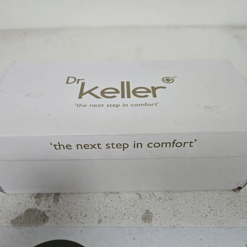 DR KELLER CASUAL SHOES – GREY/WHITE – LADIES SIZE 4