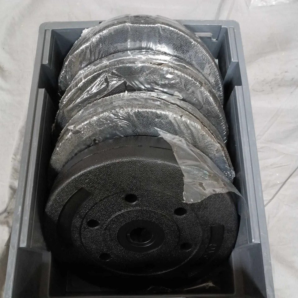 4 x 5 kg weight plates – set of gym discs in crate