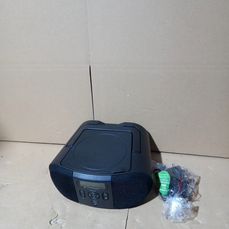 CD BOOMBOX