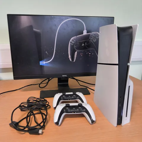 BOXED PLAYSTATION 5 1TB DISC EDITION CONSOLE WITH 2 CONTROLLERS AND LEADS - CFI-2116