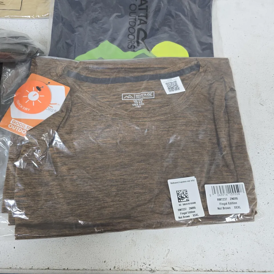 LOT OF 10 ASSORTED BRAND NEW REGATTA T-SHIRTS IN VARIOUS STYLES, COLOURS AND SIZES