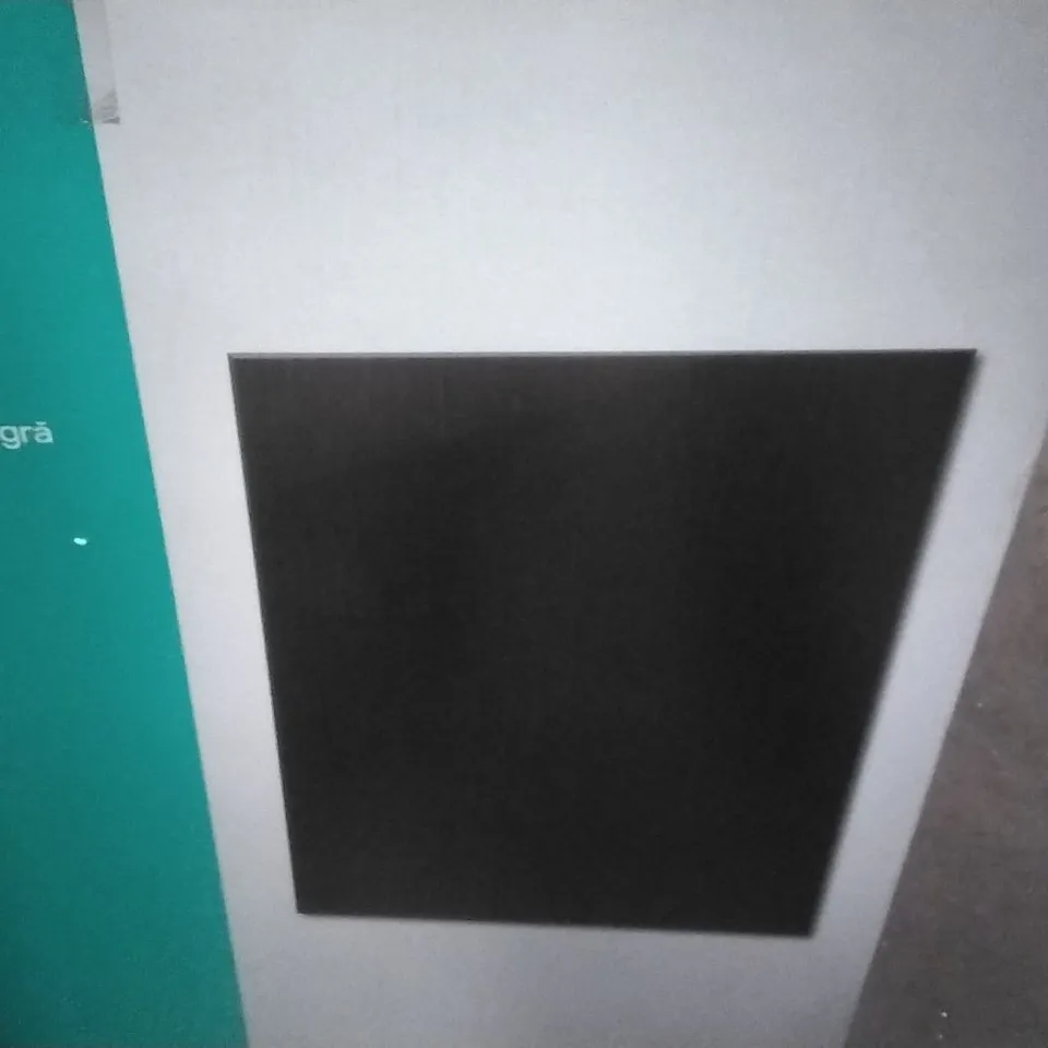 BOXED NASHI SPLASHBACK BLACK GLASS