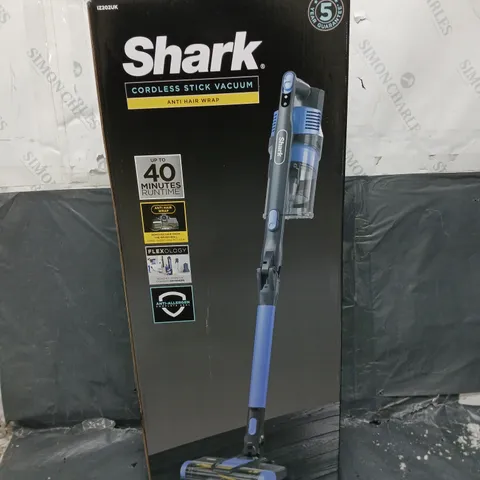 SHARK CORDLESS STICK VACUUM - COLLECTION ONLY 