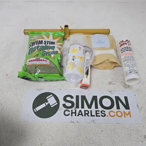 APPROXIMATELY 12 ASSORTED HOUSEHOLD ITEMS TO INCLUDE CLAP GRIP GENERAL PURPOSE ADHESIVE, SWIM STINK BETAINE GREEN, KNAPP & CO THE GRAND, ETC