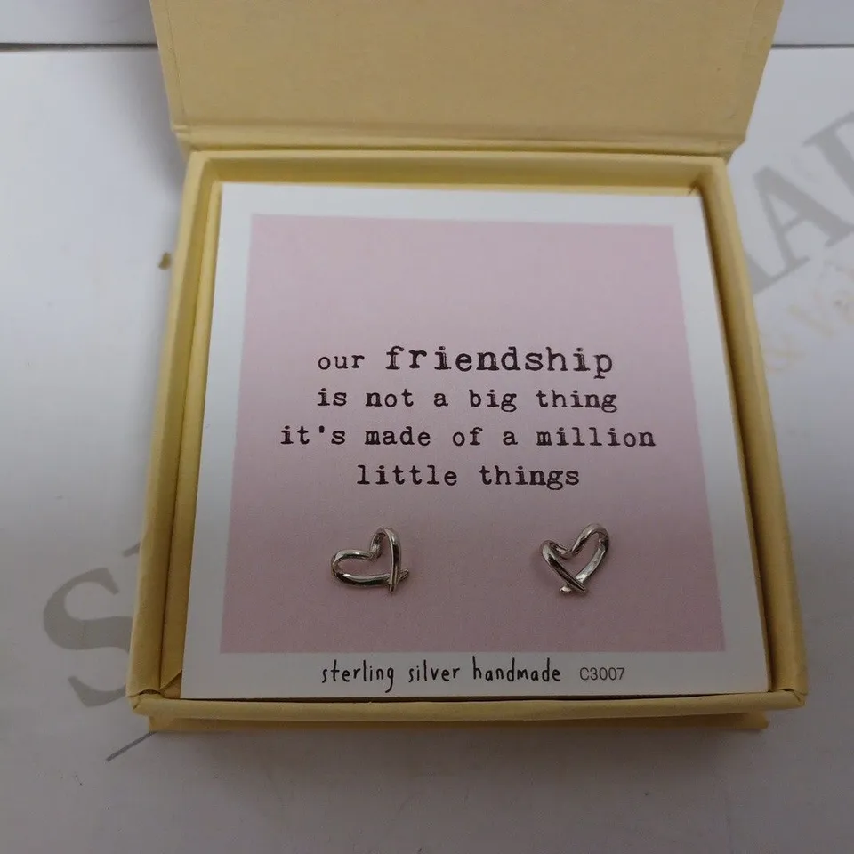 SILVER EFFECT HEART STUD EARRINGS