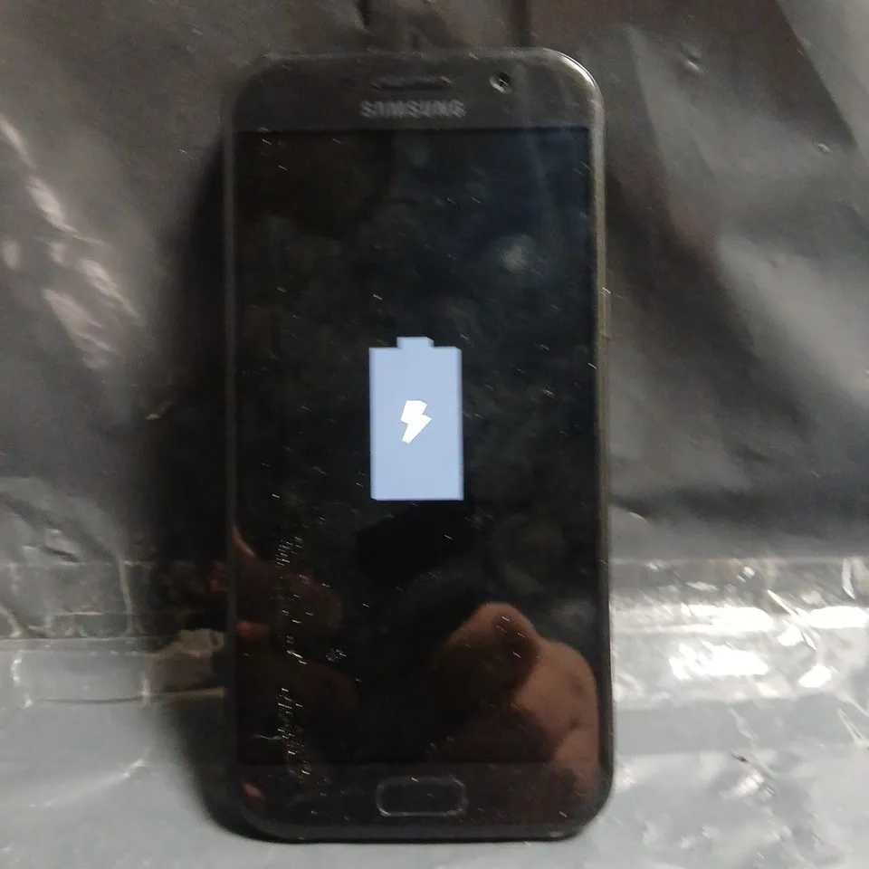 SAMSUNG GALAXY A5 - MODEL SM-A520F