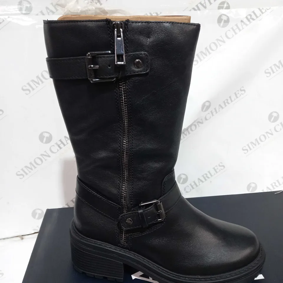 NATURALIZER JAGGER BLACK HIGH BOTT - UK 4 - BOXED 