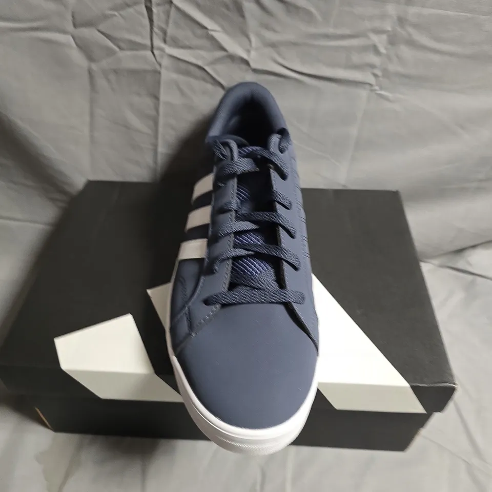 BOXED PAIR OF ADIDAS NAVY BLUE TRAINERS - UK SIZE 9